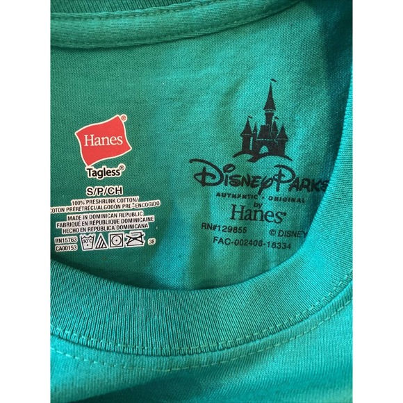 DISNEY Parks Authentic Dashing Down Main Street USA Christmas T Shirt Size S - Picture 4 of 4
